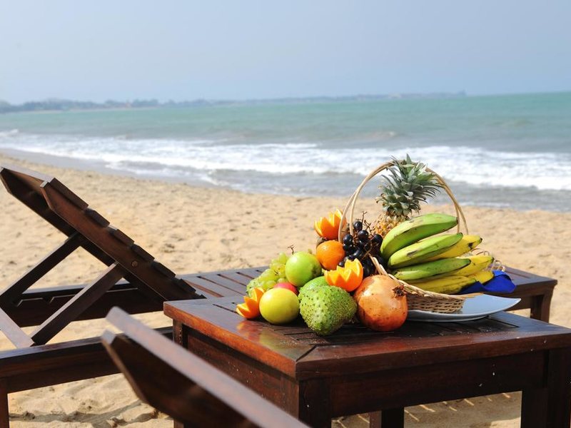 Golden Star Beach Hotel  107584