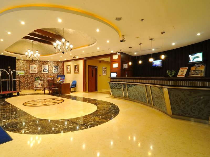 Golden Tulip Al Barsha 275394