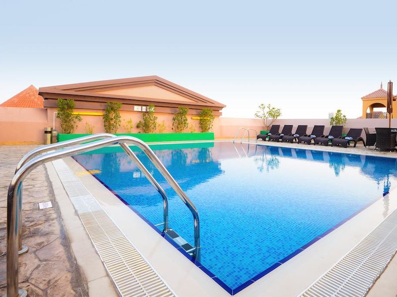 Golden Tulip Al Barsha 275399