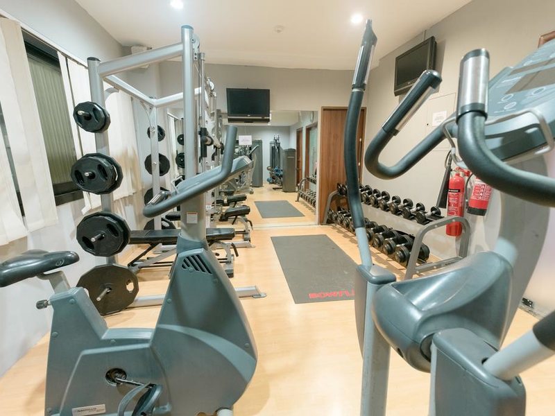 Golden Tulip Al Barsha 275408