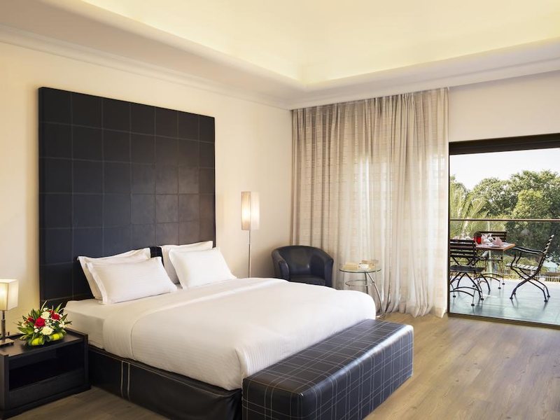 Golden Tulip Al Jazira Hotel & Resort 267837