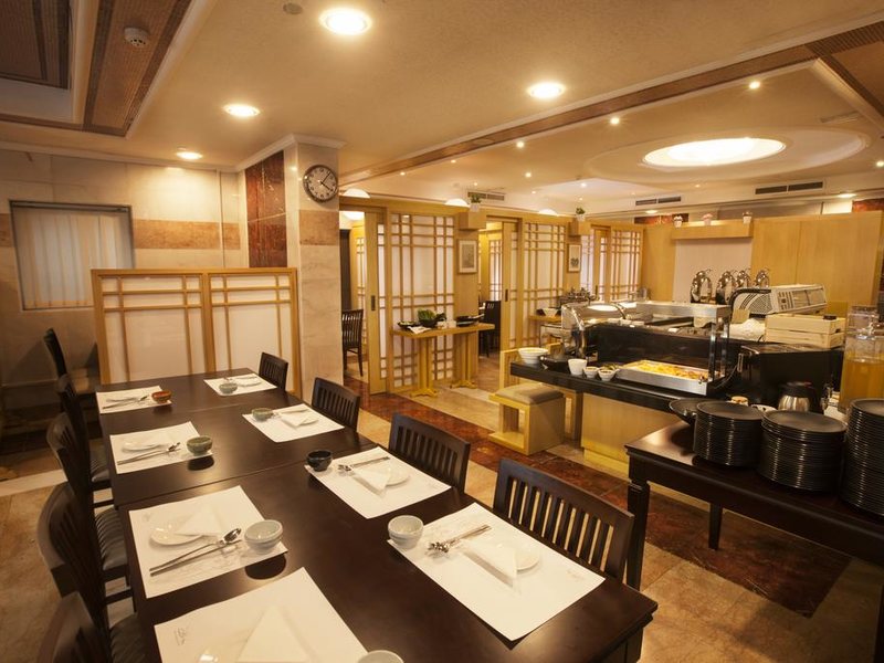 Golden Tulip Al Thanyah Hotel Apartment 193132