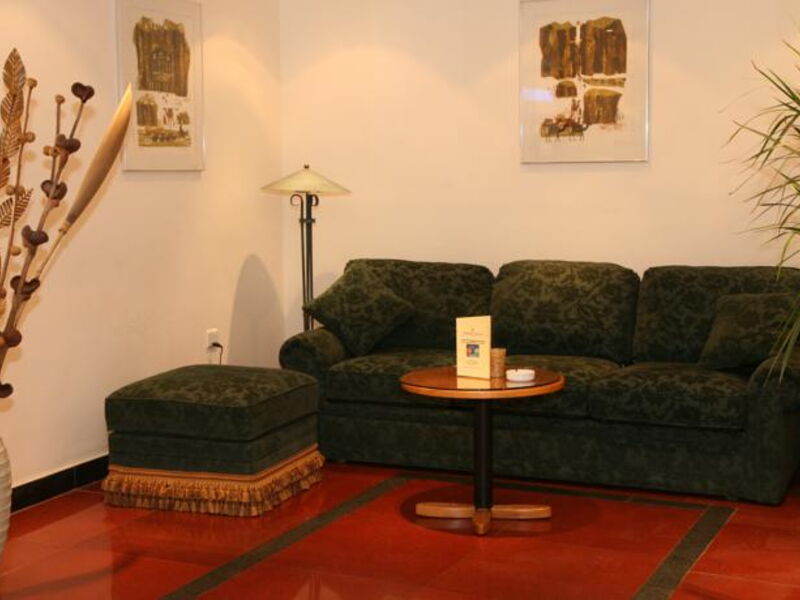 Golden Tulip Aqaba 120012