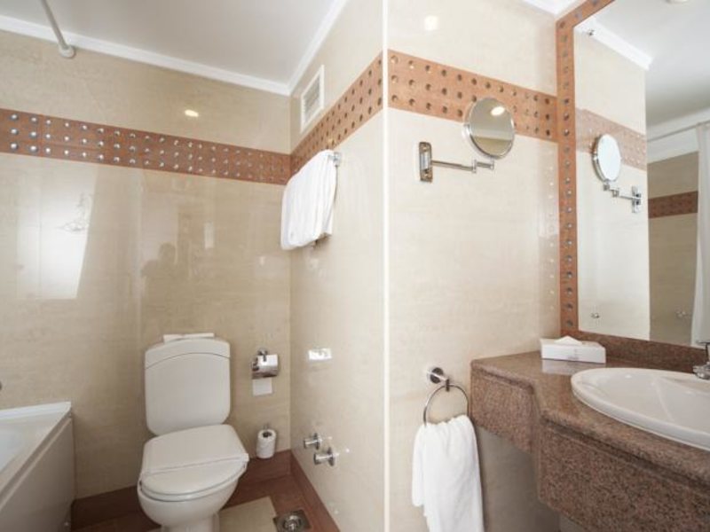 Golden Tulip Flamenco 146848