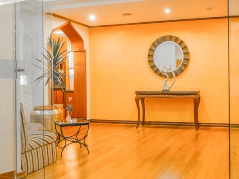 Golden Tulip Flamenco 146849