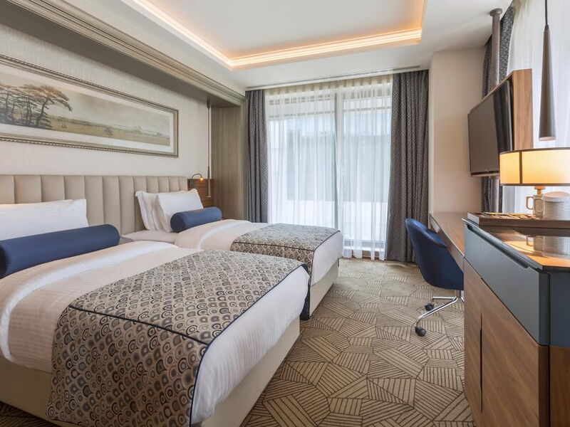 Golden Tulip Istanbul Bayrampasa 272108