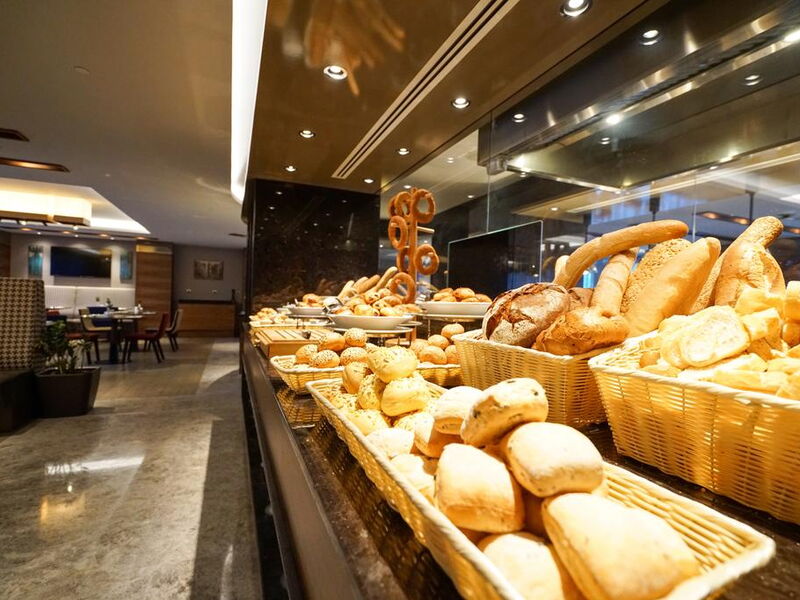 Golden Tulip Istanbul Bayrampasa 272112