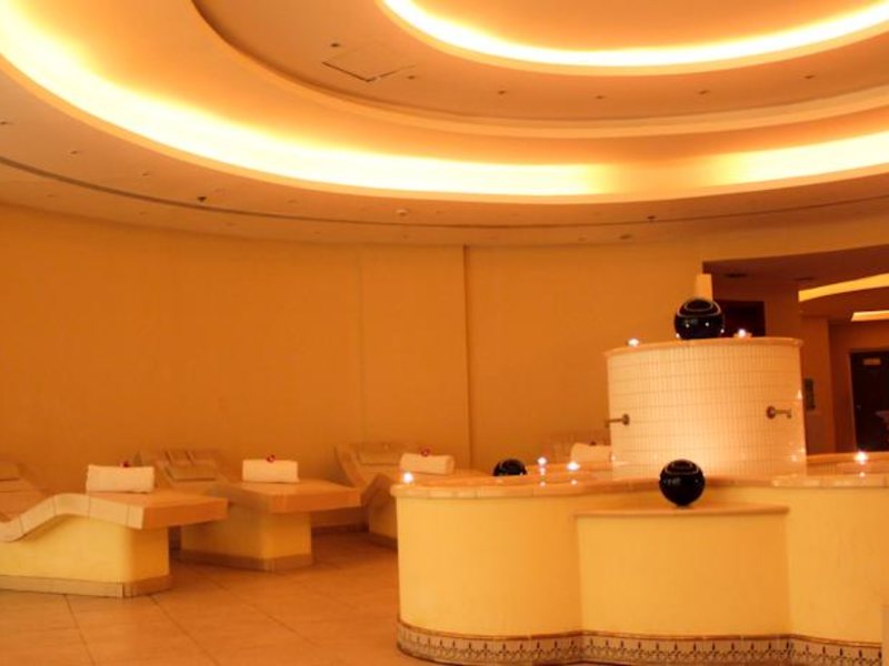 Golden Tulip Khatt Springs Resort & Spa 60992