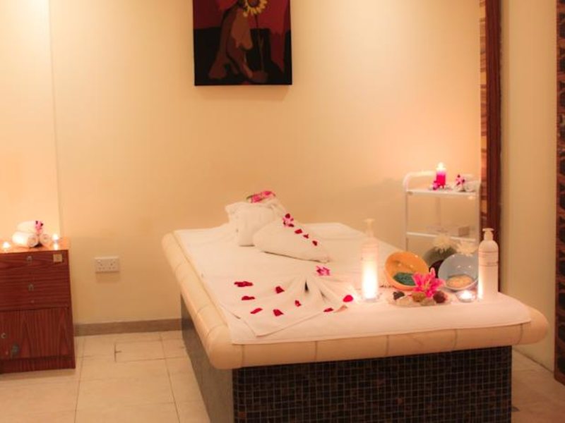 Golden Tulip Khatt Springs Resort & Spa 60997