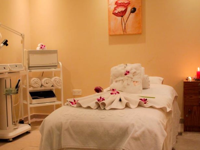 Golden Tulip Khatt Springs Resort & Spa 61003