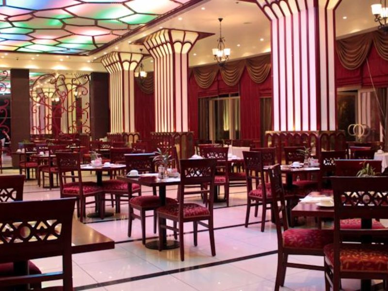 Golden Tulip Khatt Springs Resort & Spa 61005