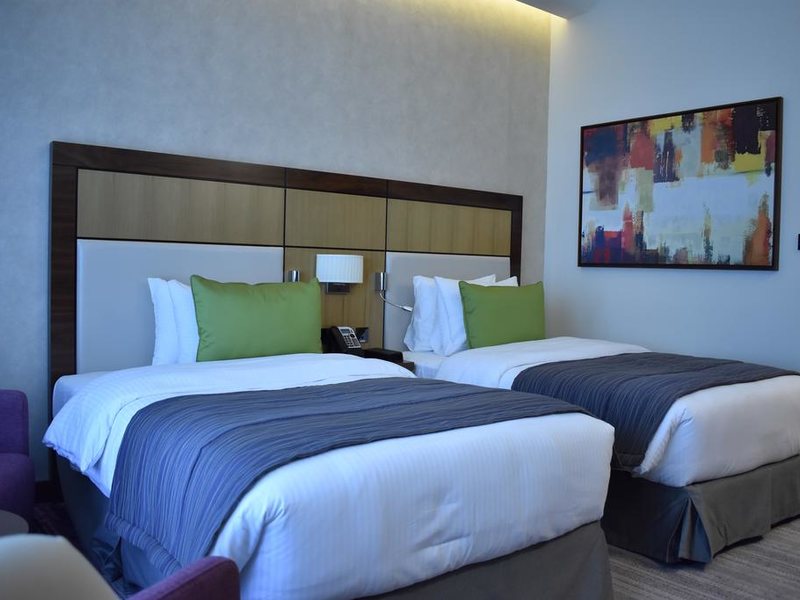 Golden Tulip Media Hotel 270440