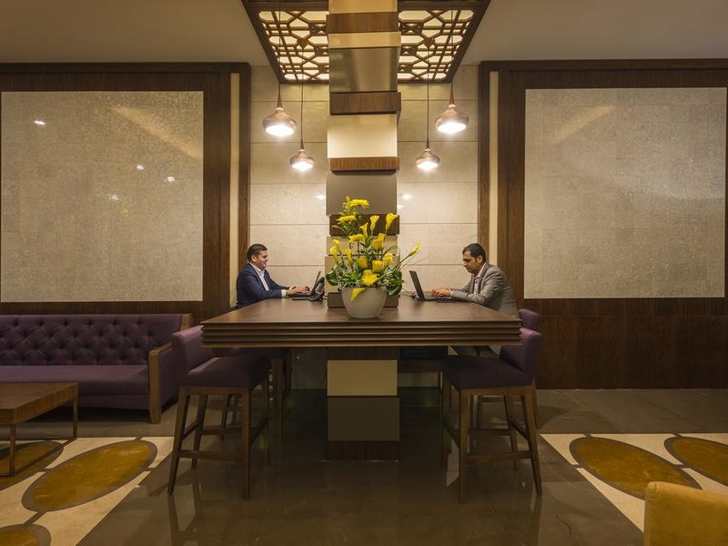 Golden Tulip Media Hotel 272786