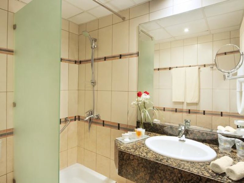 Golden Tulip Sharjan Hotel Apartments 53291