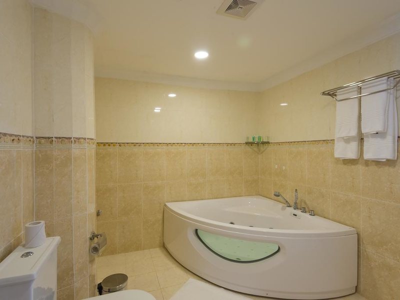 Golden Tulip Zanzibar Resort 228962