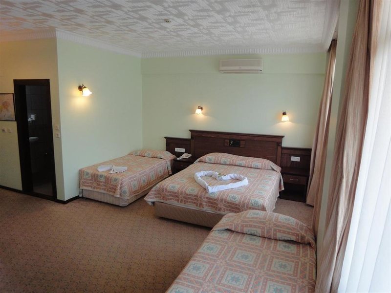 Golmar Beach Hotel  279932