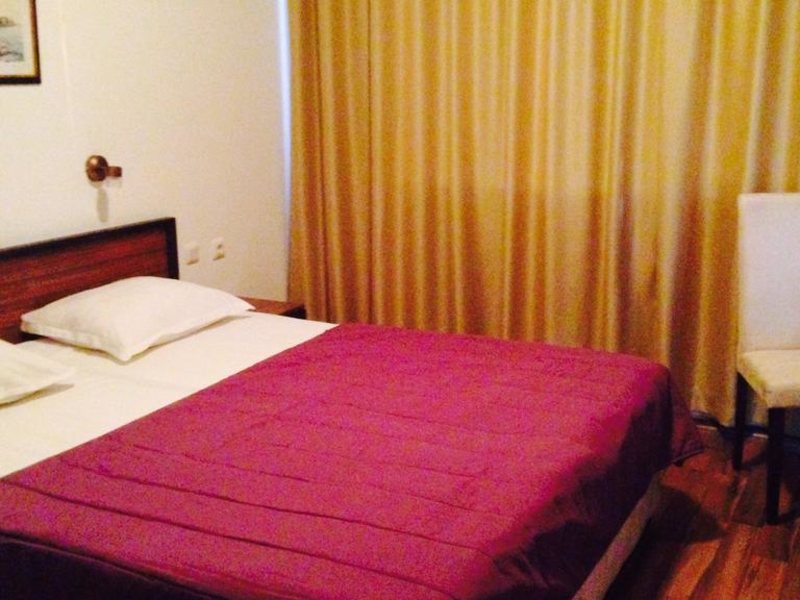 Gradina Complex   319189