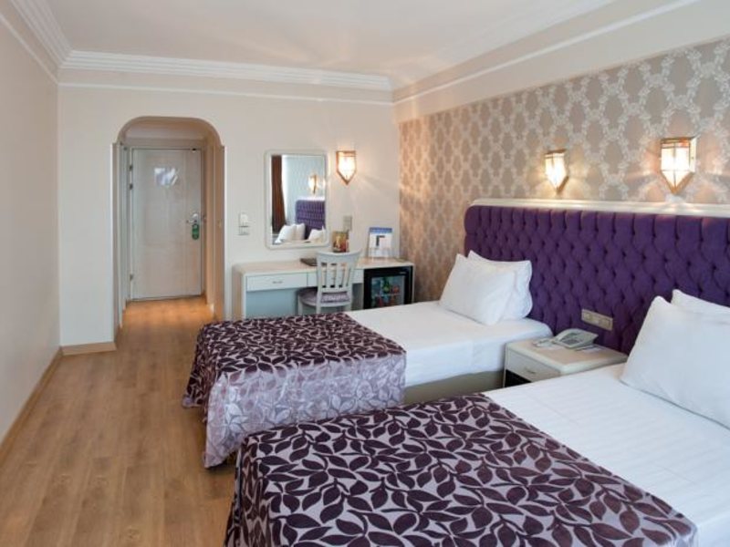 Grand Anka Hotel 75441