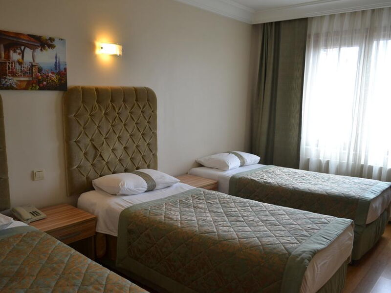 Grand Ant Hotel 241947
