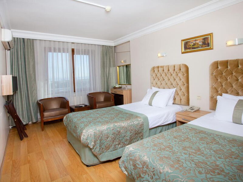 Grand Ant Hotel 241961