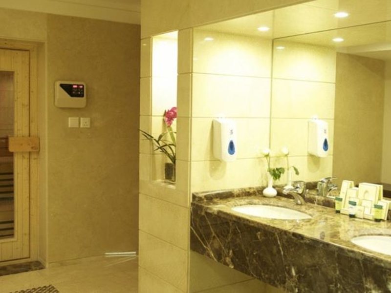 Grand Belle Vue Deluxe Hotel Apartment 117434