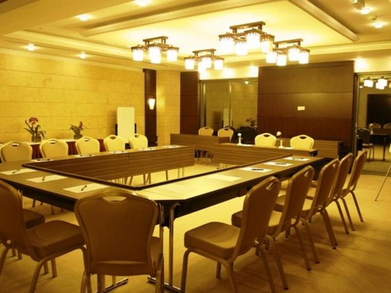 Grand Belle Vue Deluxe Hotel Apartment 117445