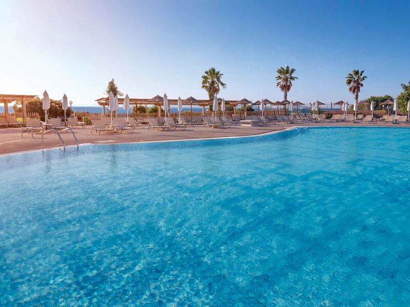 Grand Blue Beach Hotel 327548