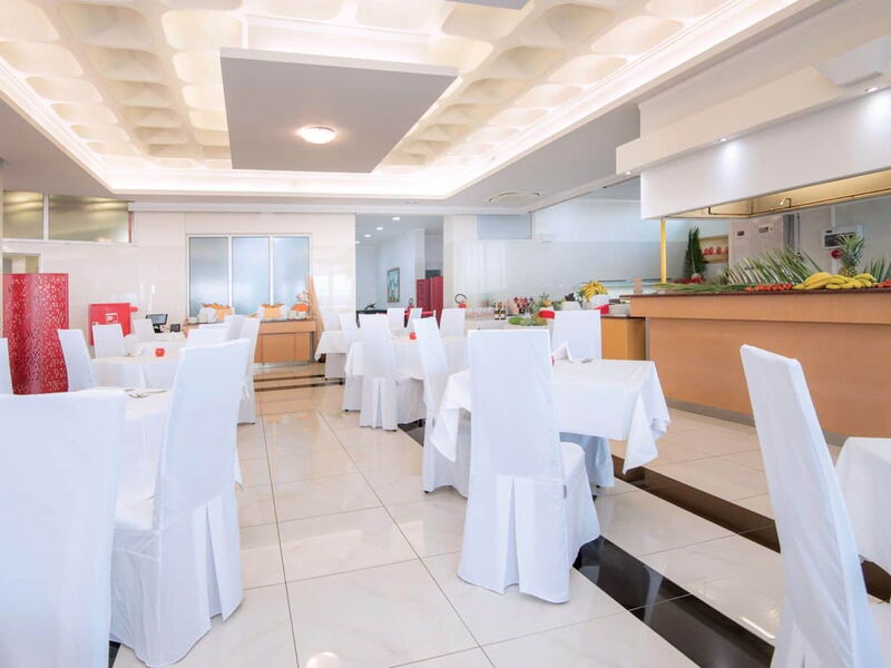 Grand Blue Beach Hotel 327556