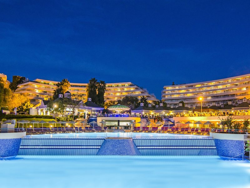 Grand Blue Sky 75510