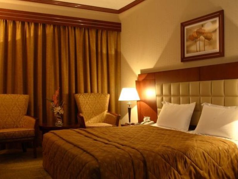 Grand Central Hotel (ex 46702