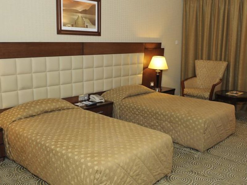 Grand Central Hotel (ex 46703