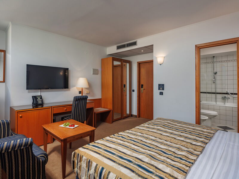 Grand Hotel Bonavia 327730