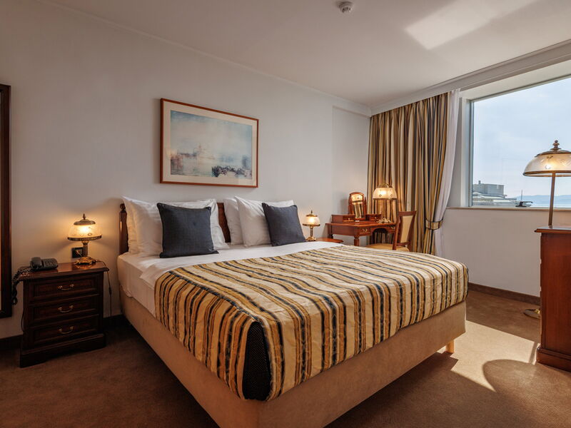 Grand Hotel Bonavia 327733