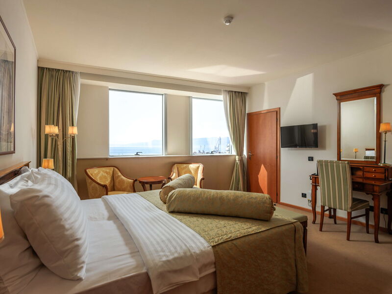 Grand Hotel Bonavia 327736