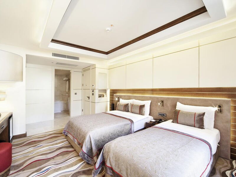 Grand Hotel De Pera 281835