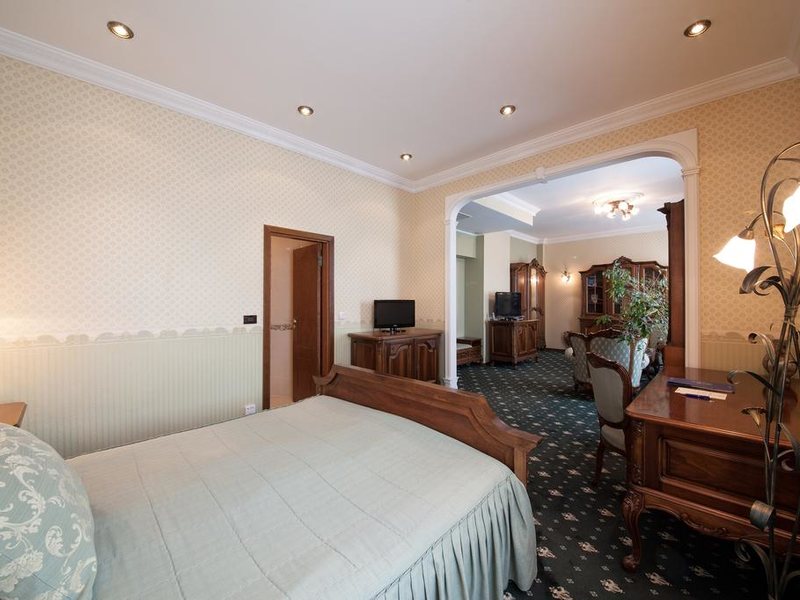 Grand Hotel London 317258