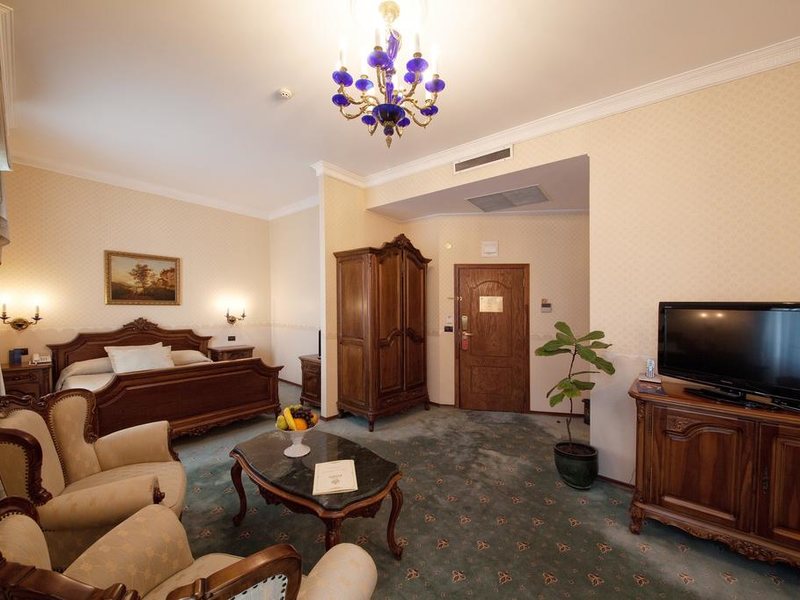 Grand Hotel London 317264