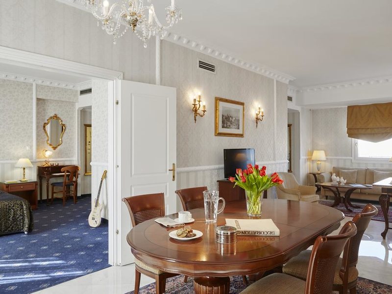 Grand Hotel Palace 259132