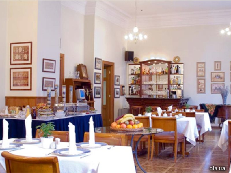 Grand Hotel Ukraine 12051