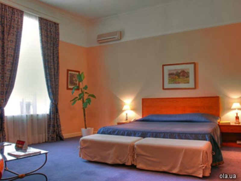 Grand Hotel Ukraine 12056