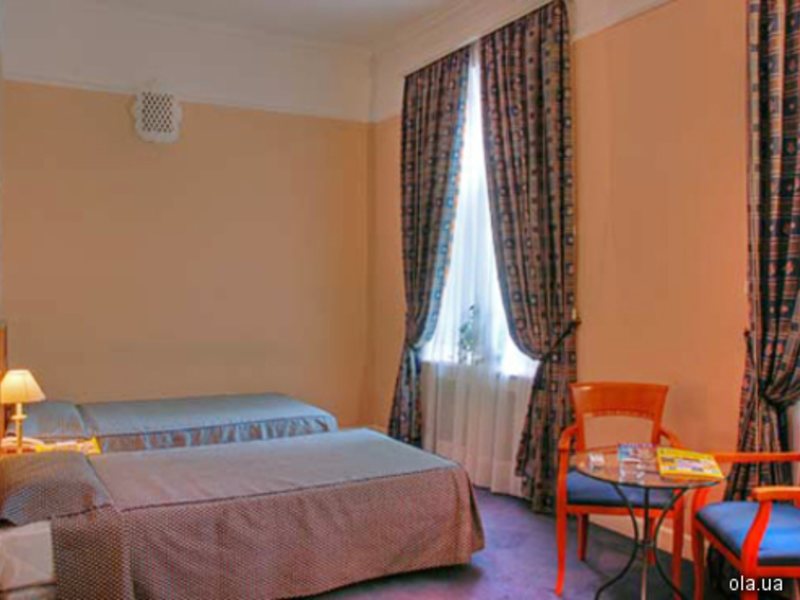 Grand Hotel Ukraine 12057