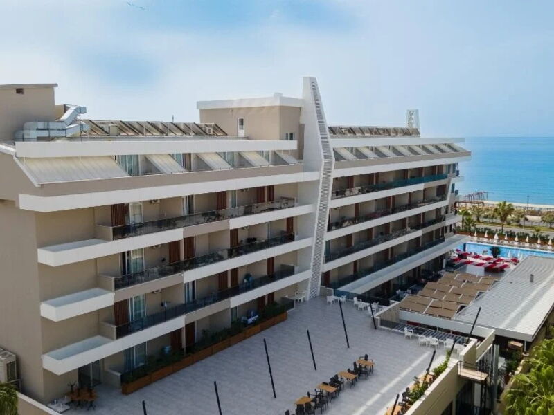 Grand Kolibri Prestige Resort & Spa 327210