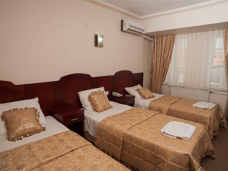 Grand Liza Hotel  241984
