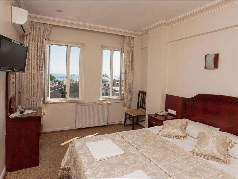 Grand Liza Hotel  241985
