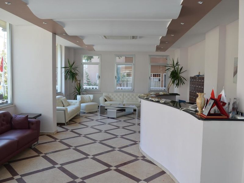 Grand Milan Hotel  280057