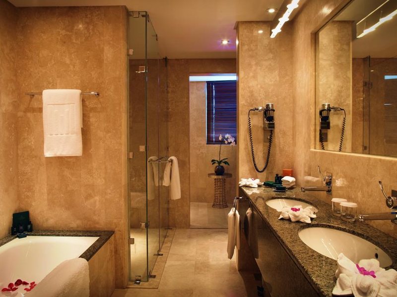 Grand Millenium Al Wahda Hotel 178108