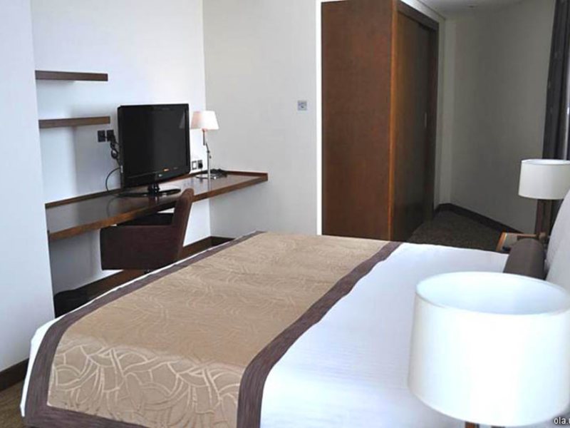 Grand Millennium Al Wahda Abu Dhabi Hotel 17358