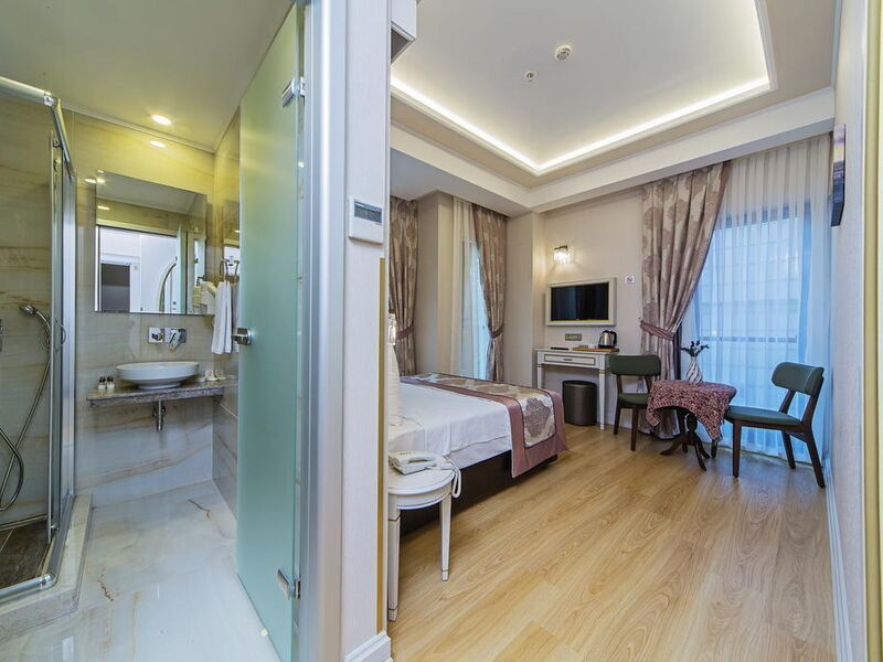 Grand Naki Hotel 279974