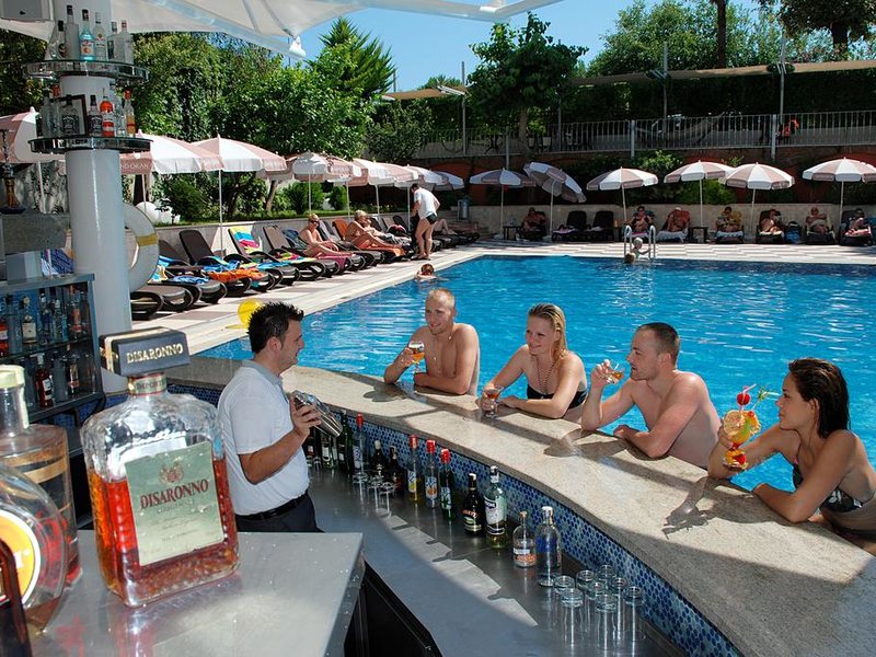 Grand Okan Hotel  180703