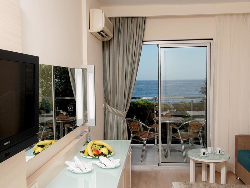 Grand Okan Hotel  180727